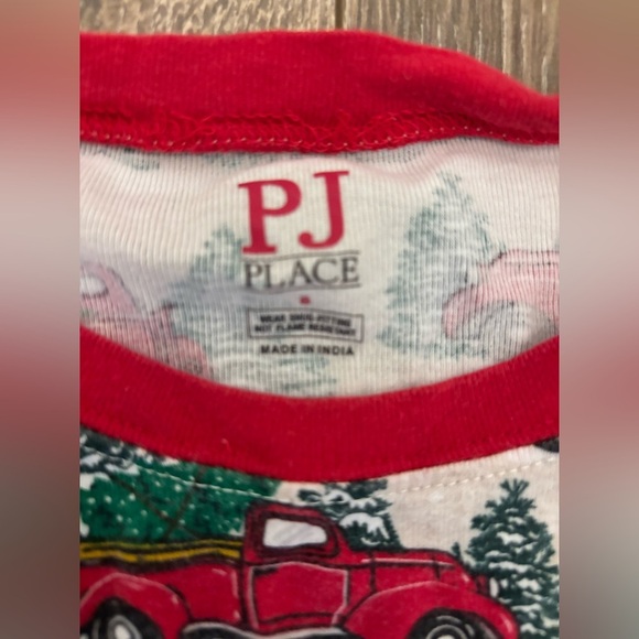 The Children’s Place PJ Place Boys Christmas Pajamas Trucks Size 8 - Picture 3 of 4